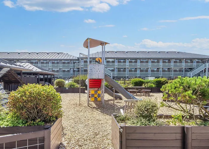 Apartment In Near Coast *